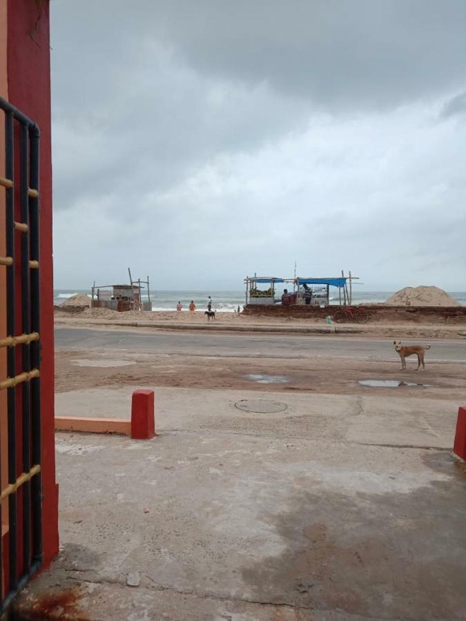 Goroomgo Laxmi Resort Puri Exterior photo