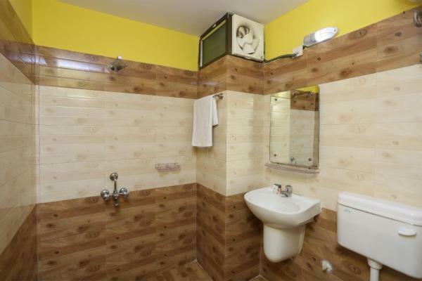 Goroomgo Laxmi Resort Puri Exterior photo